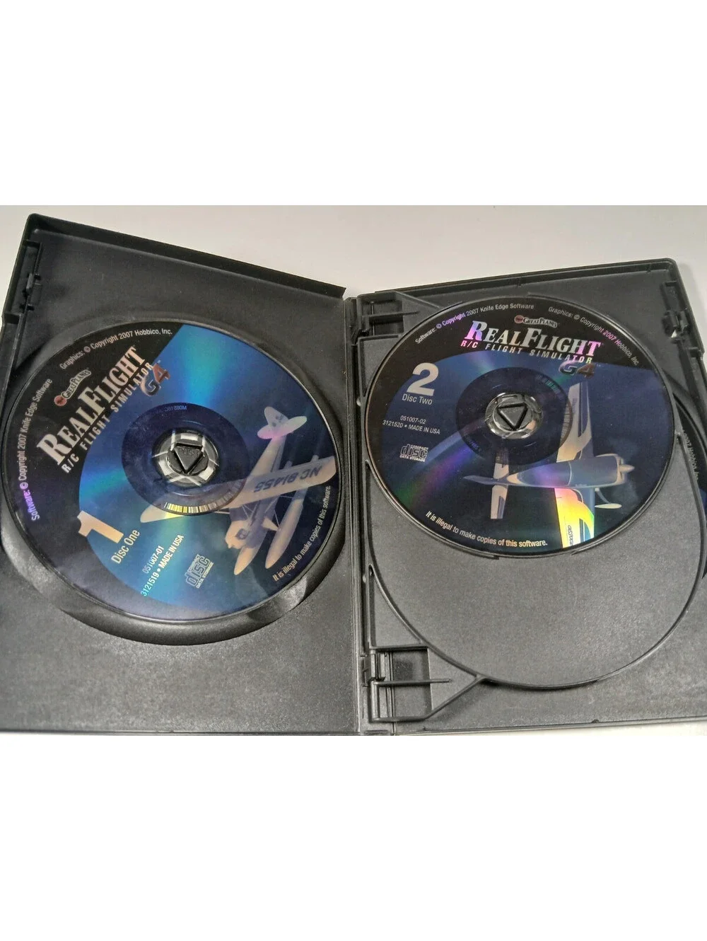 Great Planes Real Flight R/C Simulator G4 PC 4 CD-Rom Set RC RealFlight Futaba